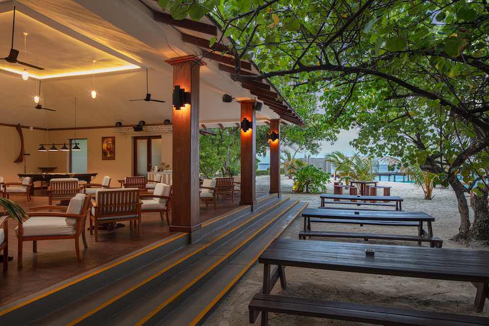Sunset Bar at Adaaran Select Meedhupparu with 24Hr Premium All-Inclusive thumbnail 3